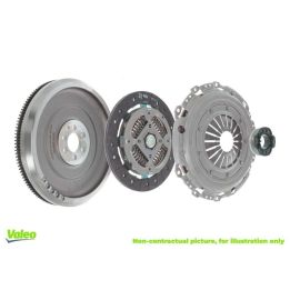Renault Laguna Ve Safrane 2.2 DT İçin Volanlı Debriyaj Seti (1994-2000) - VALEO 835002