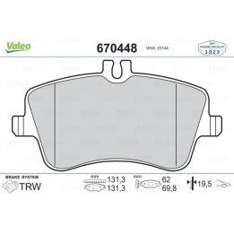 Mercedes C180 C200 C220 C240 C270 C320 Ön Disk Fren Balatası (2000-) - Valeo 670448