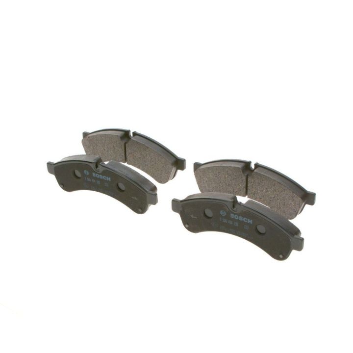 Arka Fren Balatası Iveco Daily III C35 C40C C50 C65 2.3D Modelleri İçin - BOSCH 0986494335