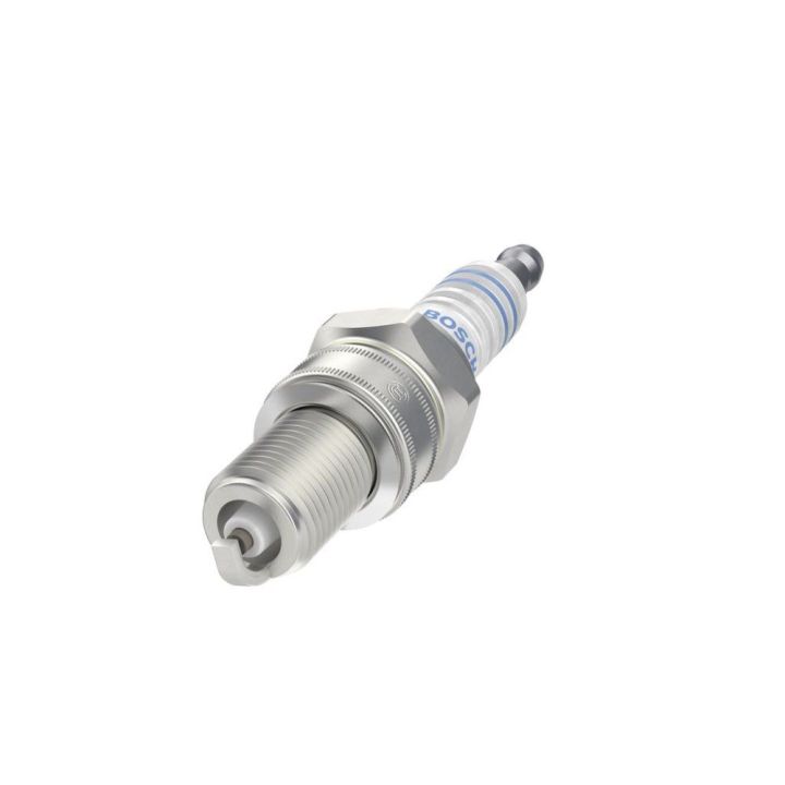 Ateşleme Bujisi Tek Tırnak W7DC Renault R9 R11 Opel Astra F Vectra A Corsa B İçin (1989-2002) - Bosch 0241235755